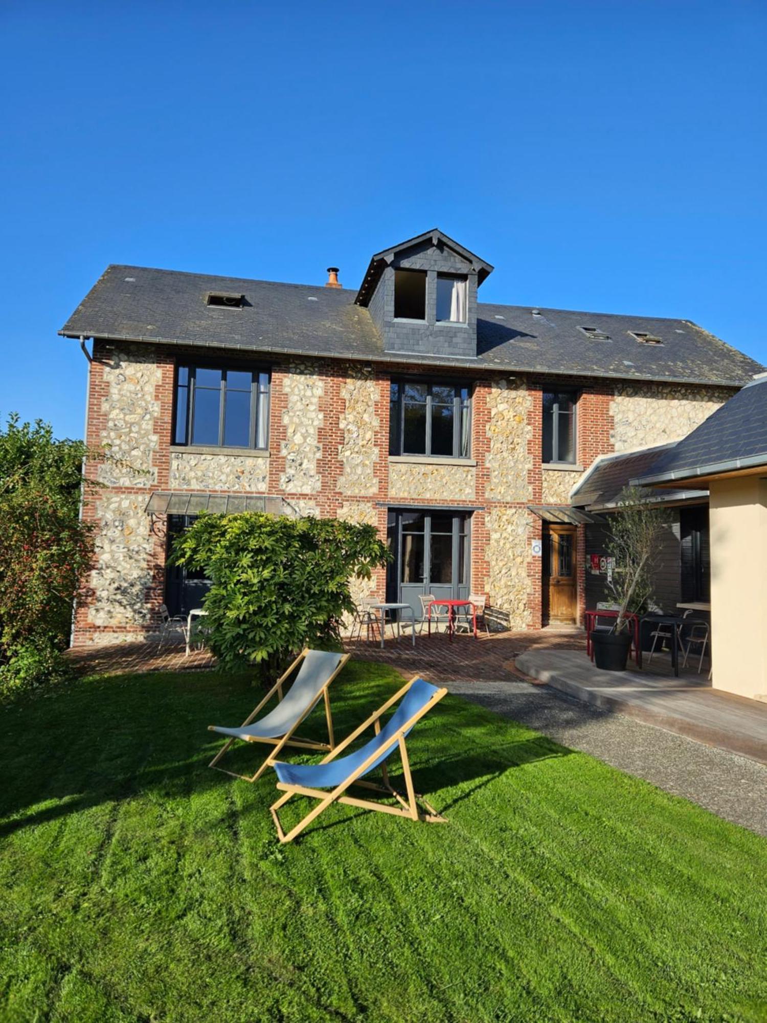 La Fraichette-Hotel & Spa La Riviere-Saint-Sauveur Exterior photo